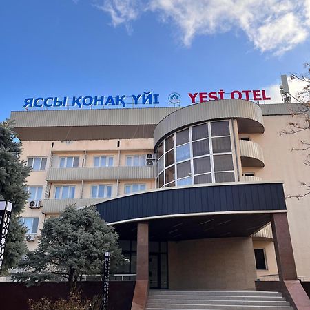 Yassy Hotel, Turkistan Екстер'єр фото