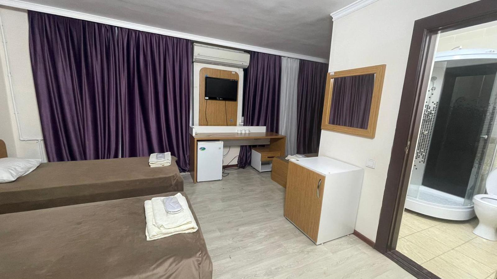 Yassy Hotel, Turkistan Екстер'єр фото