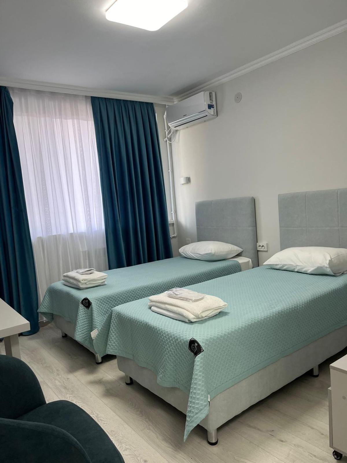 Yassy Hotel, Turkistan Екстер'єр фото