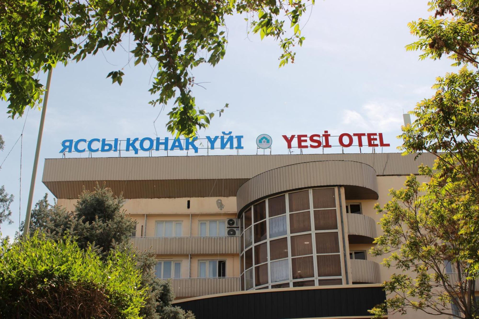 Yassy Hotel, Turkistan Екстер'єр фото